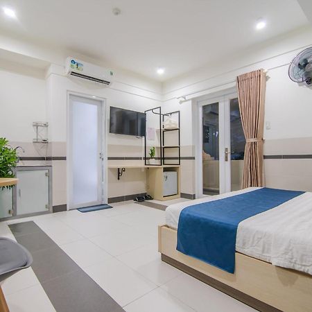 Bin Bin Hotel 5 - Near Lotte Mart D7 Хошимин Екстериор снимка