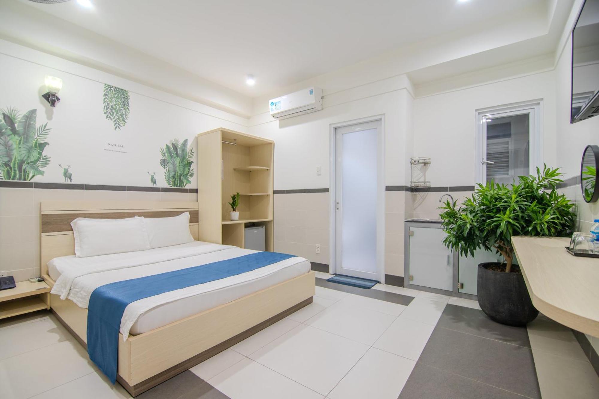Bin Bin Hotel 5 - Near Lotte Mart D7 Хошимин Екстериор снимка