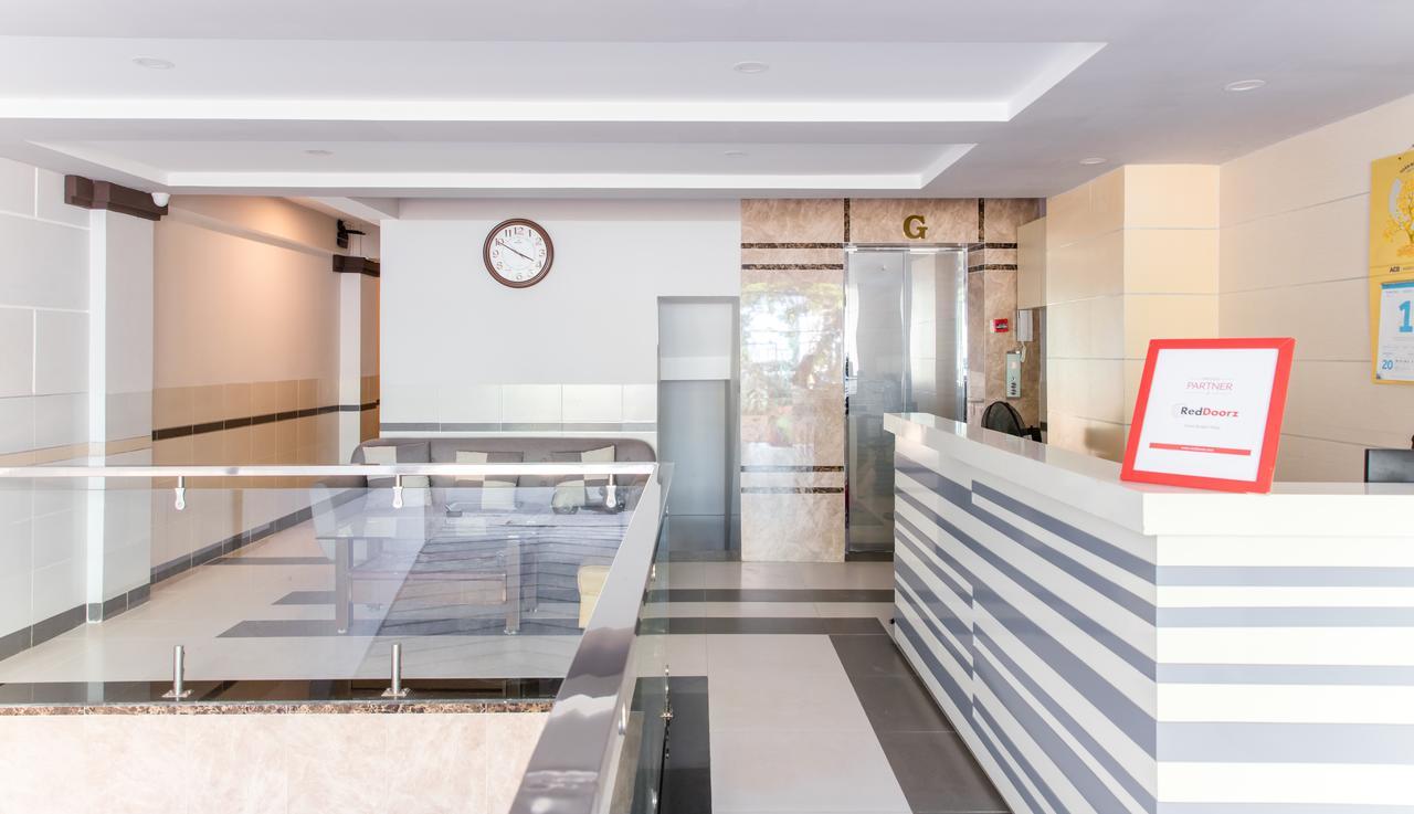 Bin Bin Hotel 5 - Near Lotte Mart D7 Хошимин Екстериор снимка